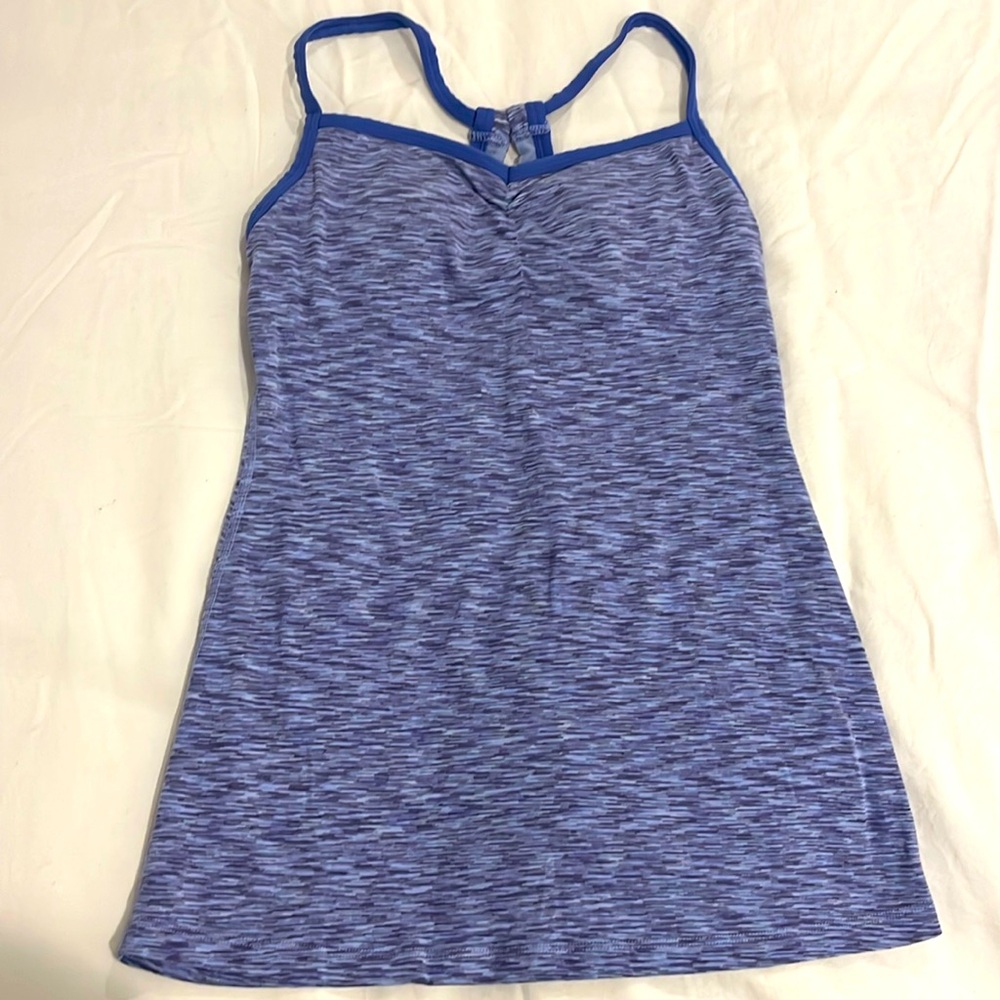 Lucy sports top with shelf bra